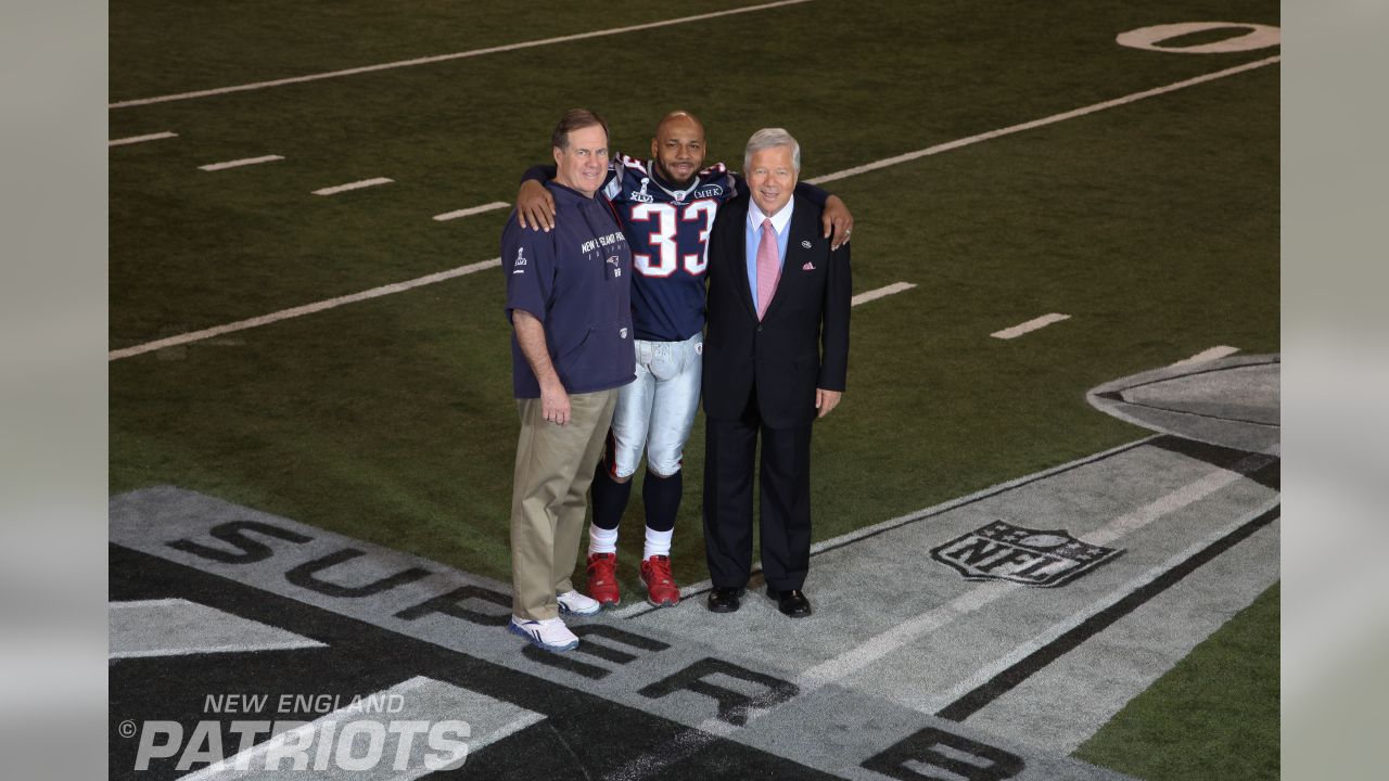 Tom Brady crashes Kevin Faulk's Patriots Hall of Fame induction