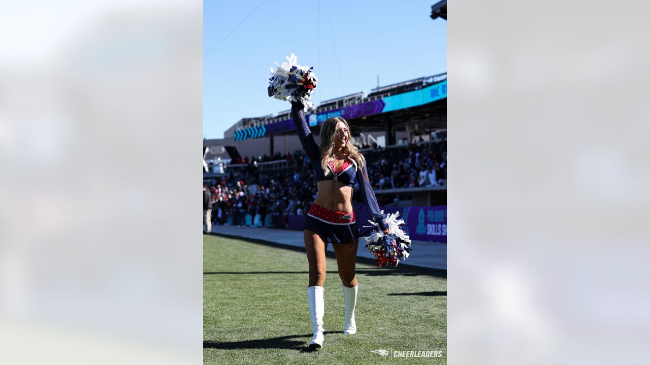 Patriots Cheerleaders on X: Congrats to 5th year Vet, Julia, who will be  representing the squad and the @Patriots at the 2022 Pro Bowl in Las Vegas!   / X