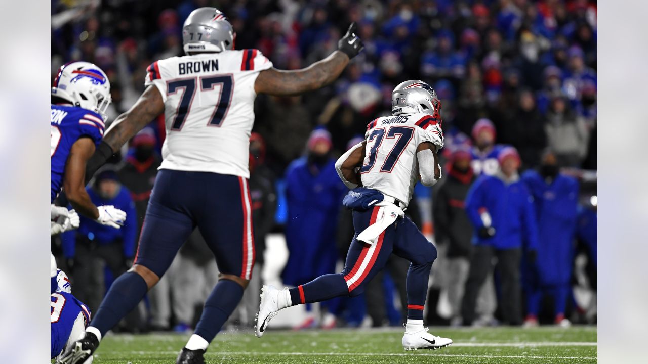 Patriots Vs. Bills Week 13 Monday Night Game Open Discussion Thread -  Steelers Depot