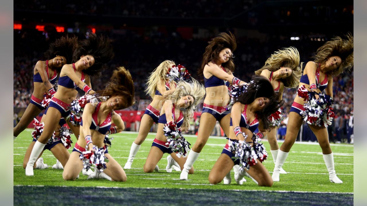 Patriots cheerleader reflects on Super Bowl, 'double life' she leads, News