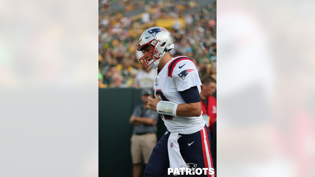 Lambeau Love: New England Patriots' Mac Jones Offers Advice to Packers' New  Starting Quarterback - Sports Illustrated New England Patriots News,  Analysis and More