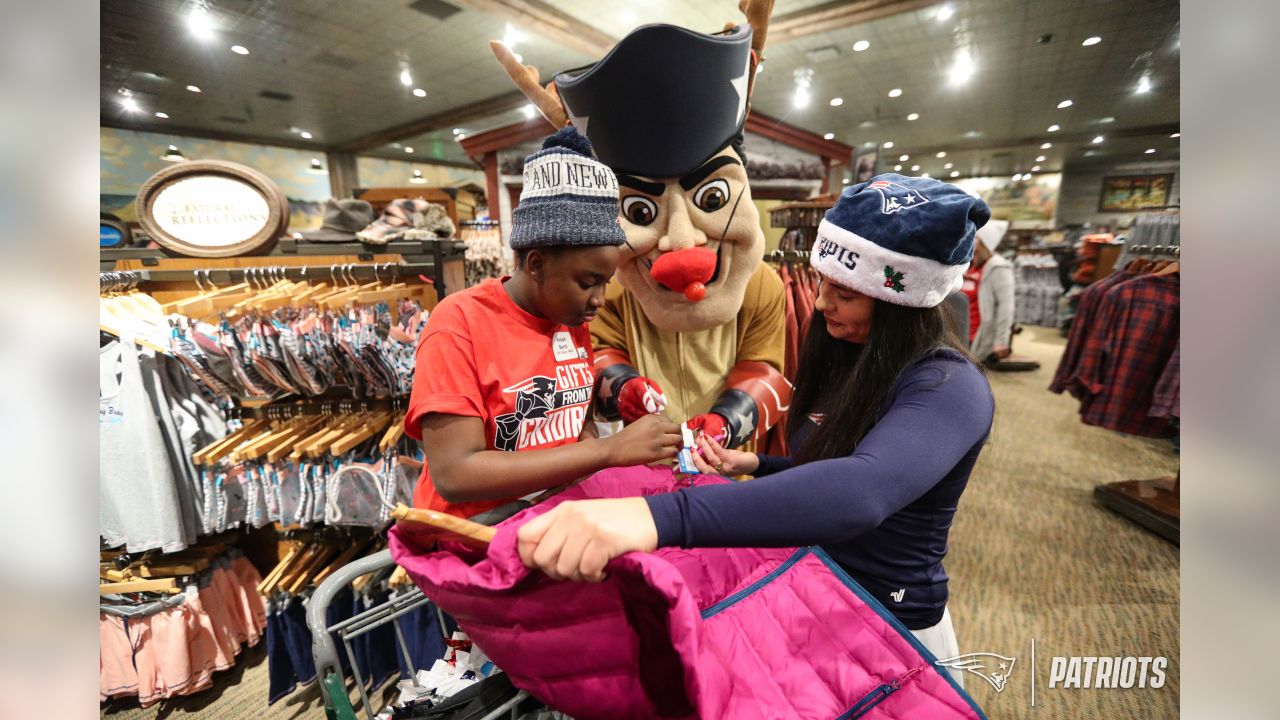 New England Patriots Football Team Bass Pro Shop Foxborough 