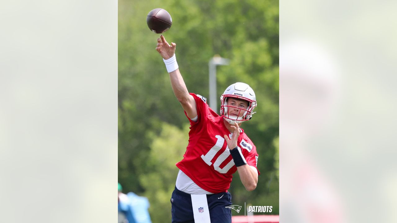 How Patriots first-round pick Cole Strange attacked preparation in high  school and college the way he did opponents on the field - The Boston Globe