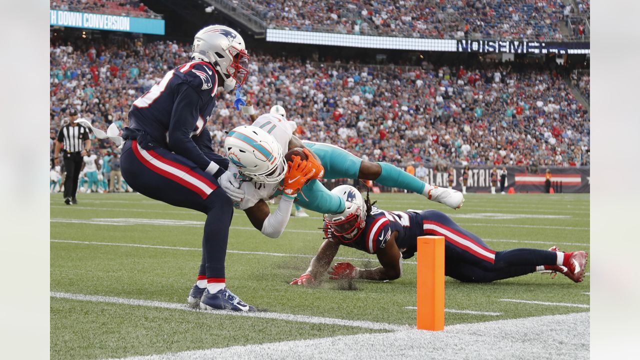 IRVINE, CALIFORNIA - 24 JUNE 2021: Football Helmets of the Miami Dolphins  Vs New England Patriots, Week One Opponents in the NFL Editorial Image -  Image of football, mini: 226568635