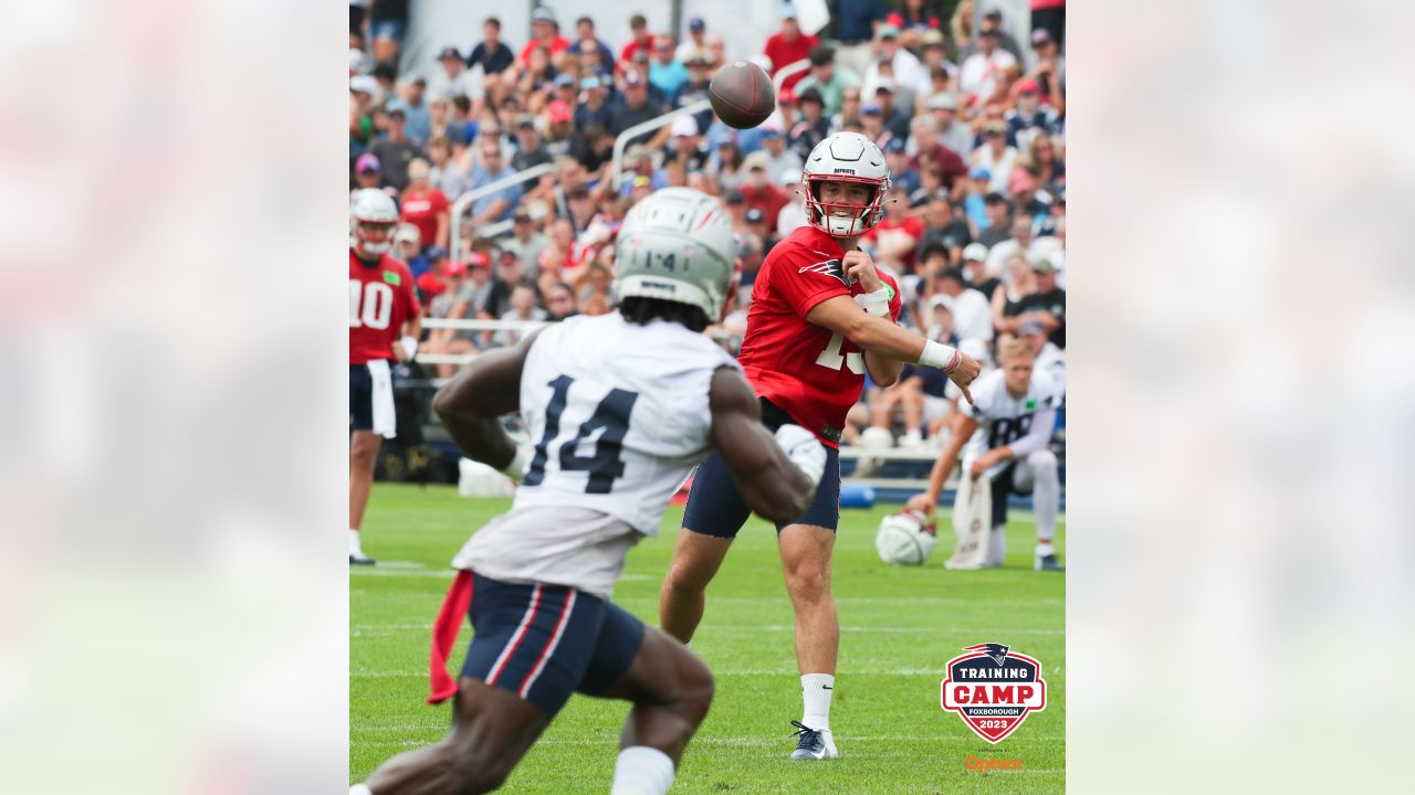 8,267 Patriots Training Camp At Gillette Stadium Photos & High Res