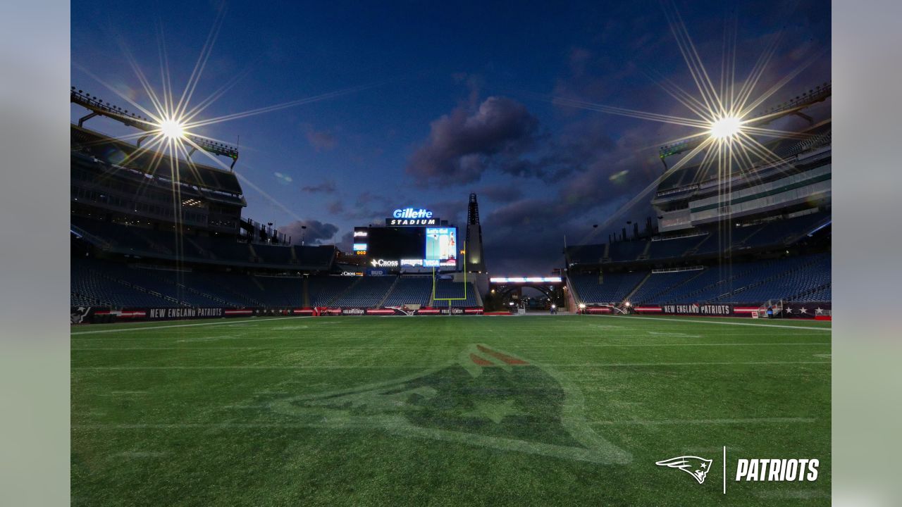 Captured 65,000 Patriots fans in this 360 panorama gigapixel Fancam on  Monday night at Gillette…