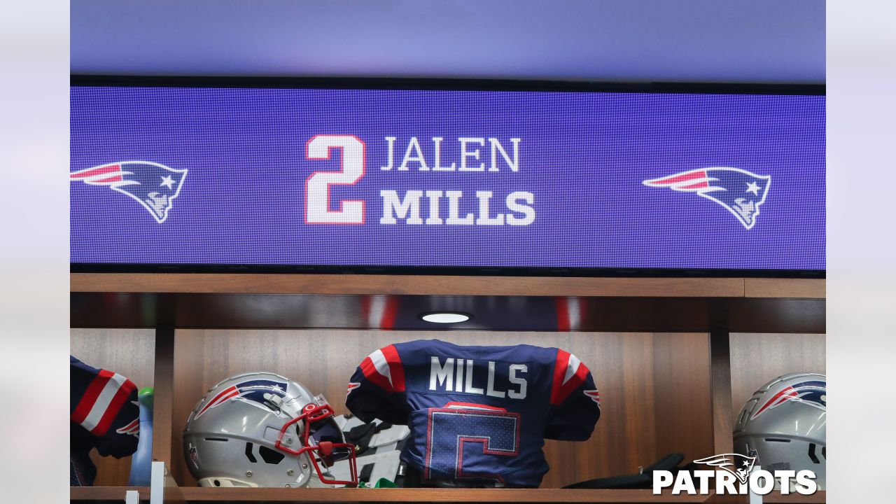 Photos: Pregame Week 2: Inside the Patriots Locker Room and Player