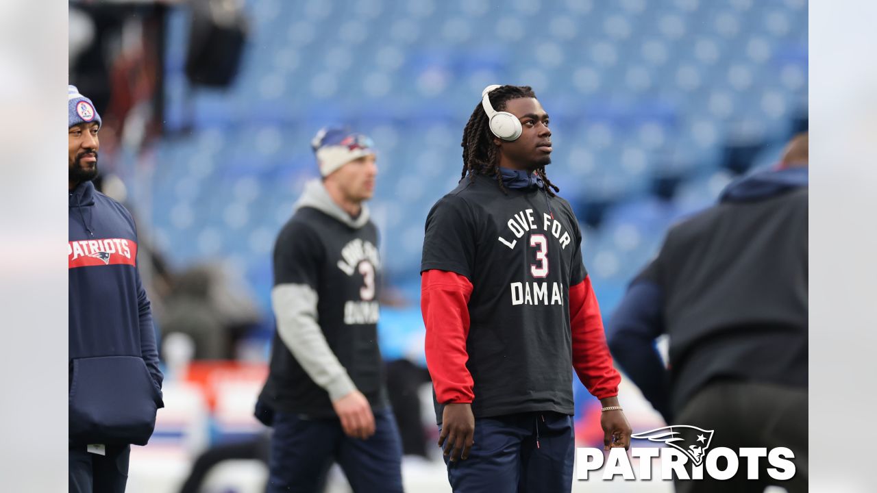 Photos: Patriots Players Wear 'Love For Damar' T-shirts Prior to Week 18  Game vs. Buffalo Bills