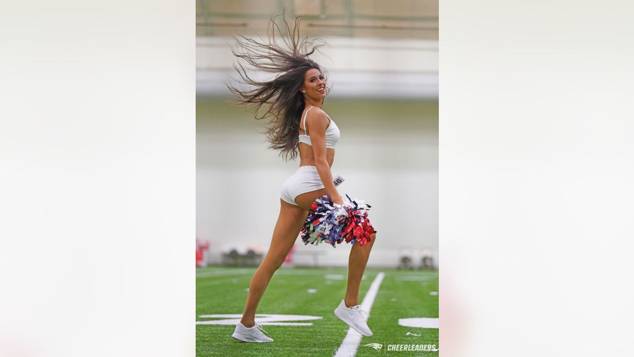 New England Patriots Cheerleaders - Meet the 2022 New England Patriots  Cheerleaders 