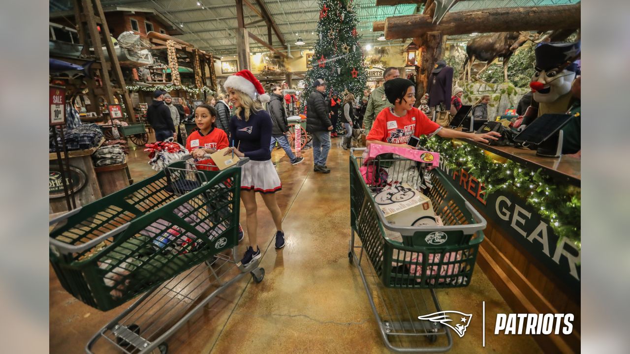 Patriots Host 'Gifts From The Gridiron' Holiday Shopping Event