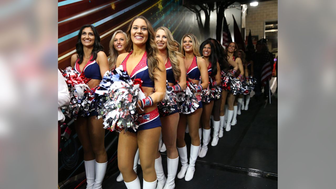 Cheerleaders on Gameday - Super Bowl LI