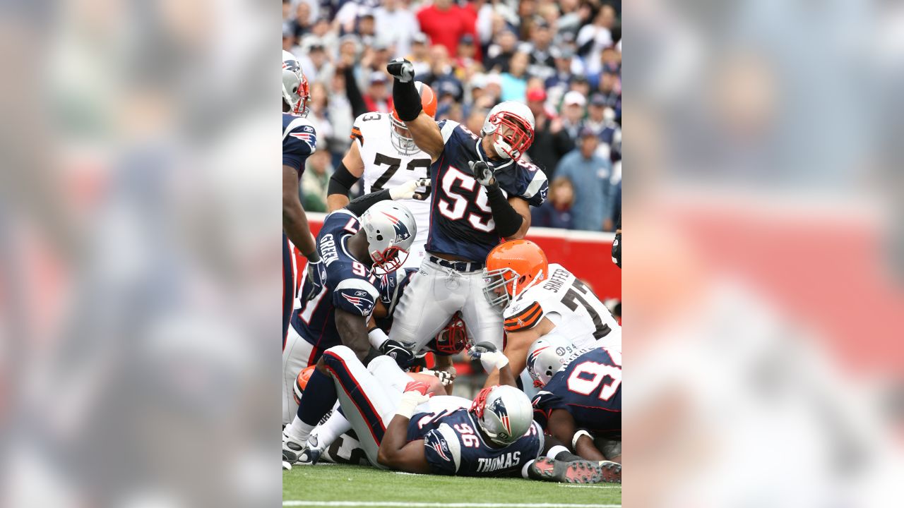 San Diego fumes after Junior Seau pictured in Patriots jersey on HOF banner