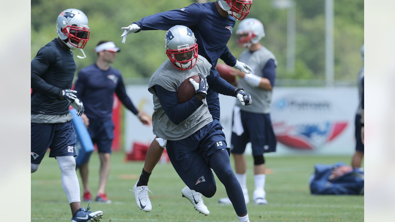 Revis' Reputation Precedes Him to Minicamp