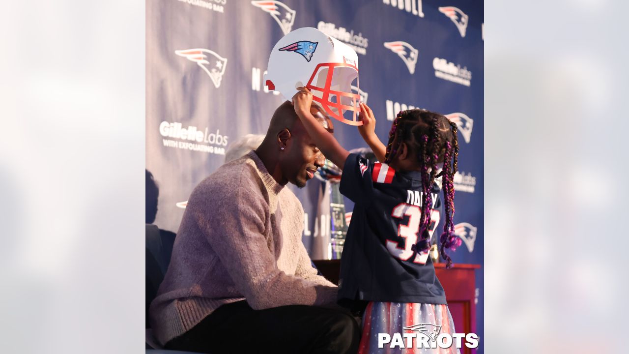 Devin McCourty honored in retirement ceremony at Patriots Hall of