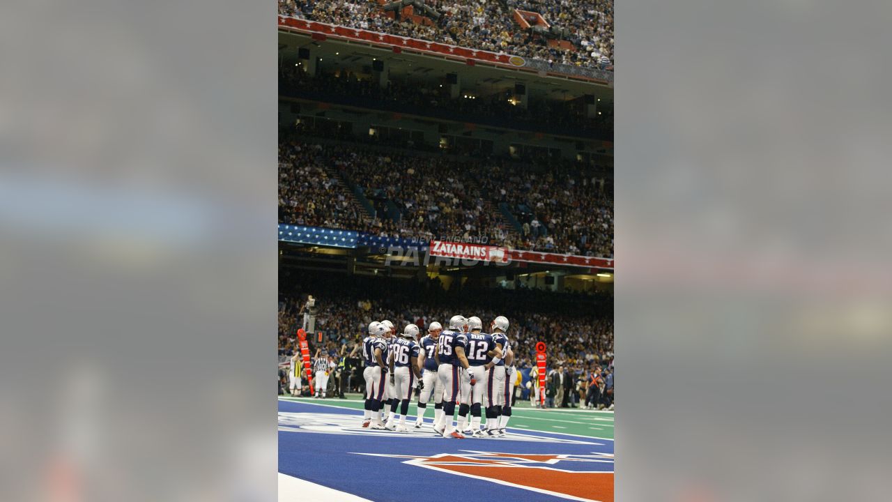 Super Bowl XXXVI: Underdog Patriots beat Rams on Vinatieri's last