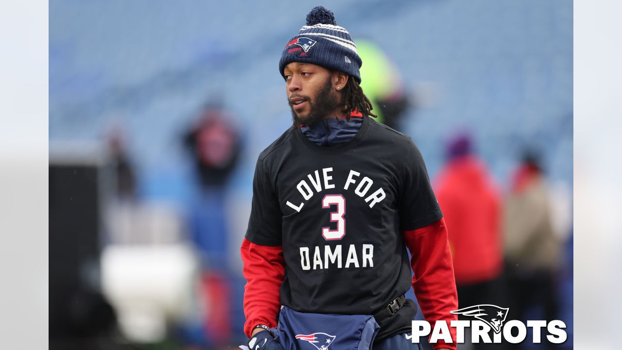 Photos: Patriots Players Wear 'Love For Damar' T-shirts Prior to Week 18  Game vs. Buffalo Bills