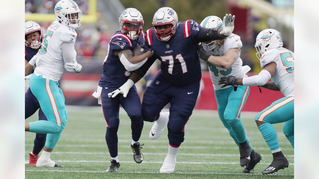 Miami Dolphins at New England Patriots Gameday Photos