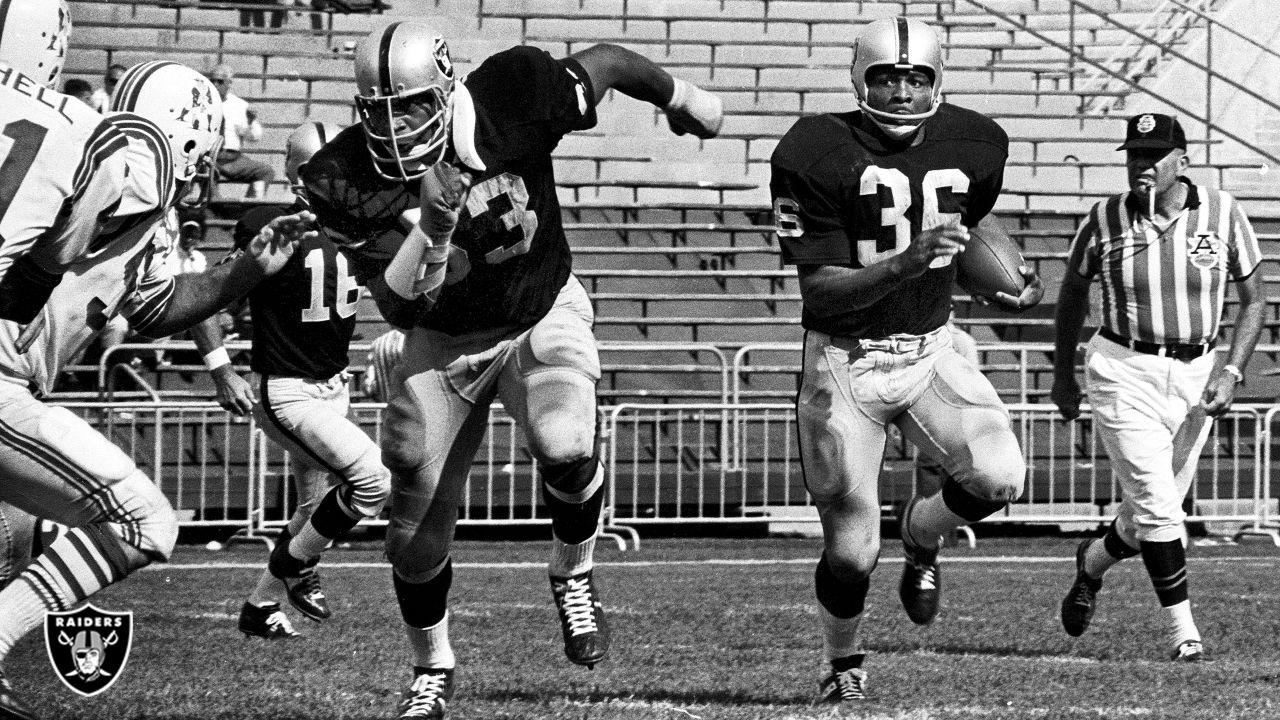 Clem Daniels Dallas Texans 1960, Oakland Raiders 1961-67 and San Francisco  49ers 1968.