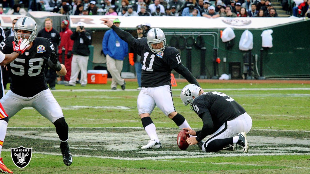 Raiders' Janikowski nails 61-yard field goal - The San Diego Union-Tribune