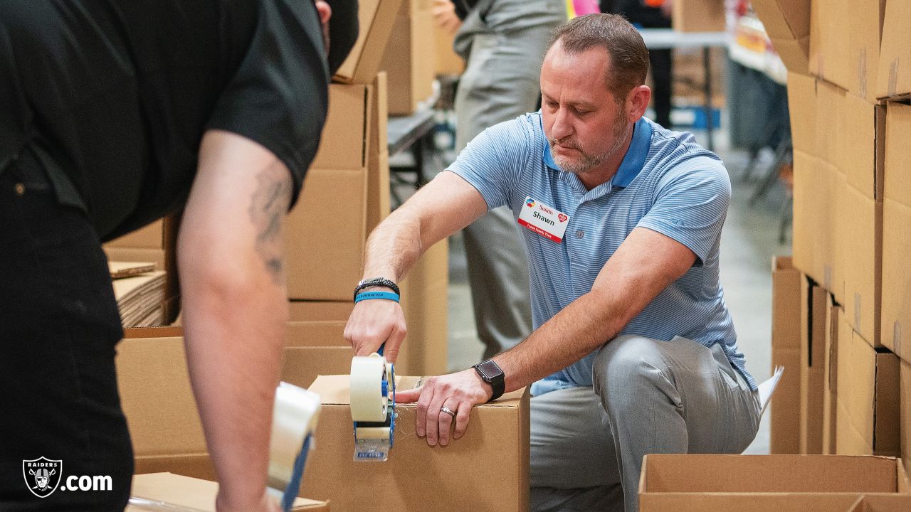 Raiders to host free Thanksgiving meal box giveaway Tuesday at