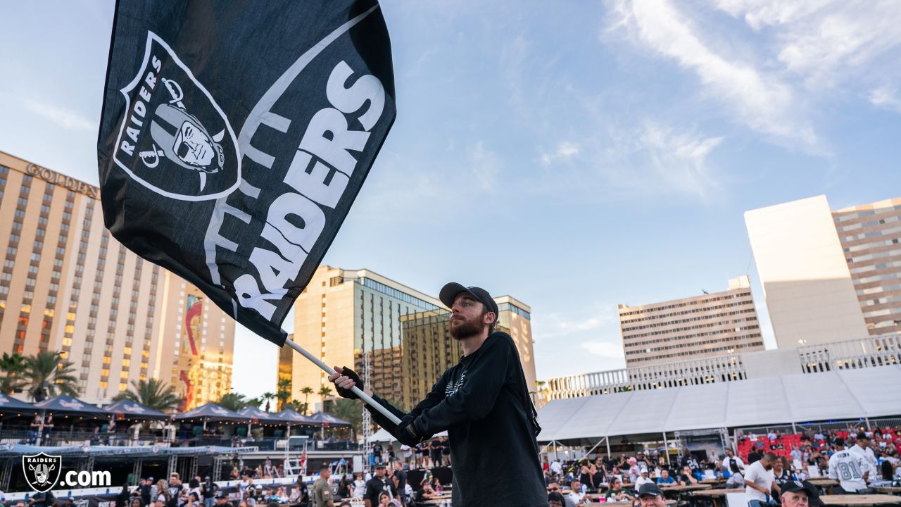 Raiders fans enjoy FOX5 Las Vegas Watch Party vs. Green Bay Packers