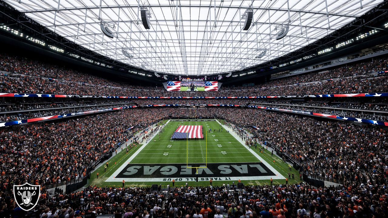 Emo Raiders fan at Broncos stadium