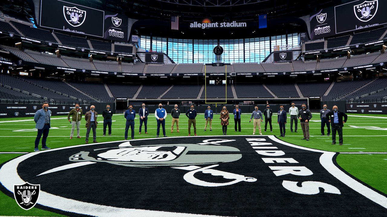 Steelers fans take over Allegiant Stadium in team's first trip to Las Vegas