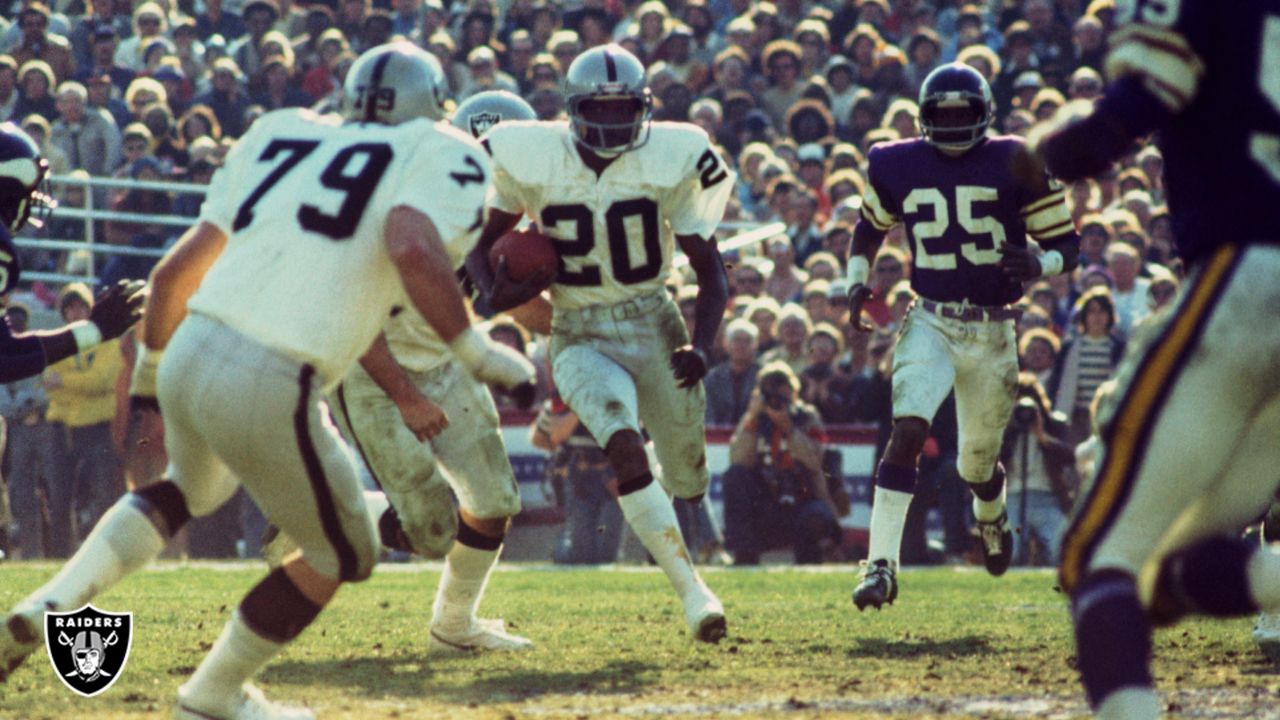 Throwback Thursday: Vikings-Raiders 1977 Super Bowl 