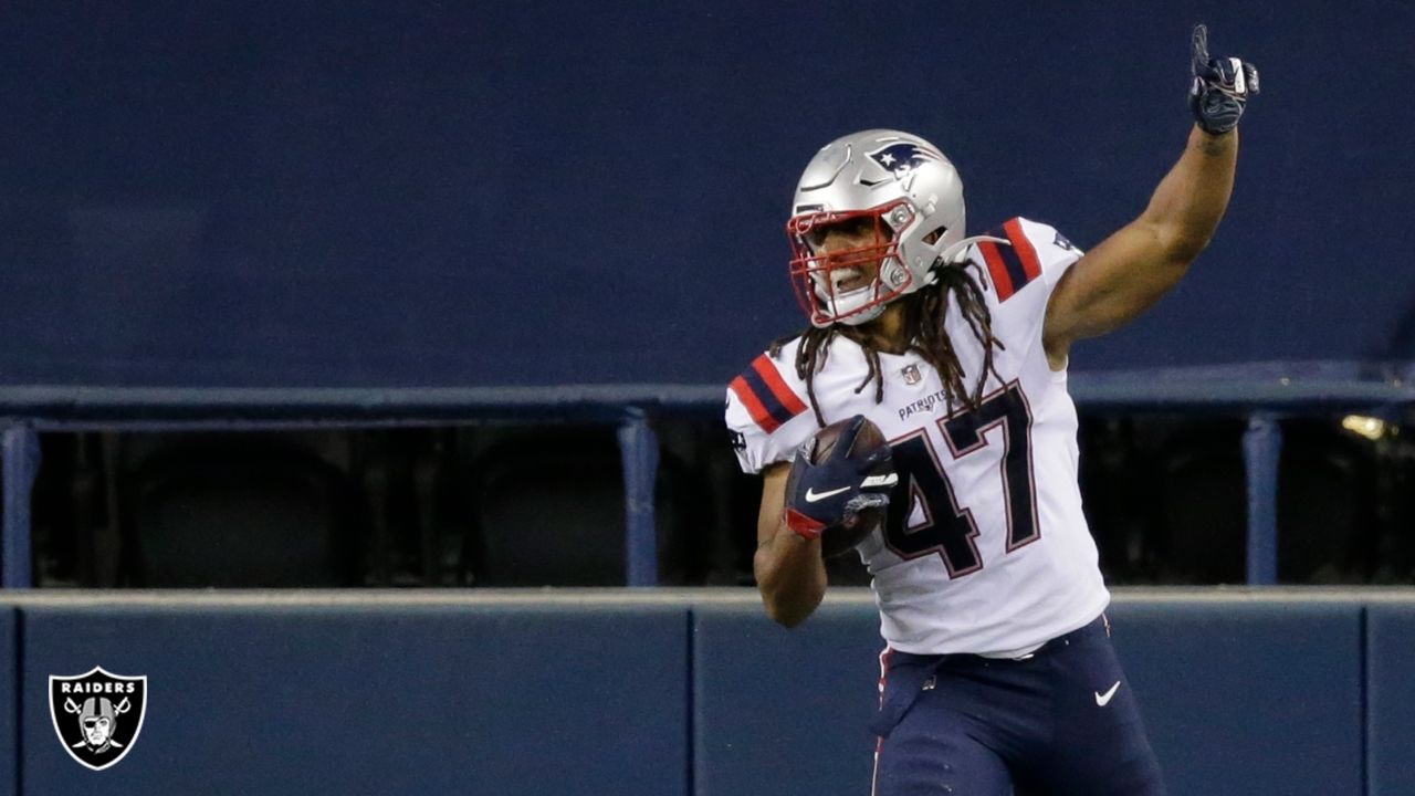 The Las Vegas Raiders are signing former New England Patriots FB Jakob  Johnson to a one-year deal