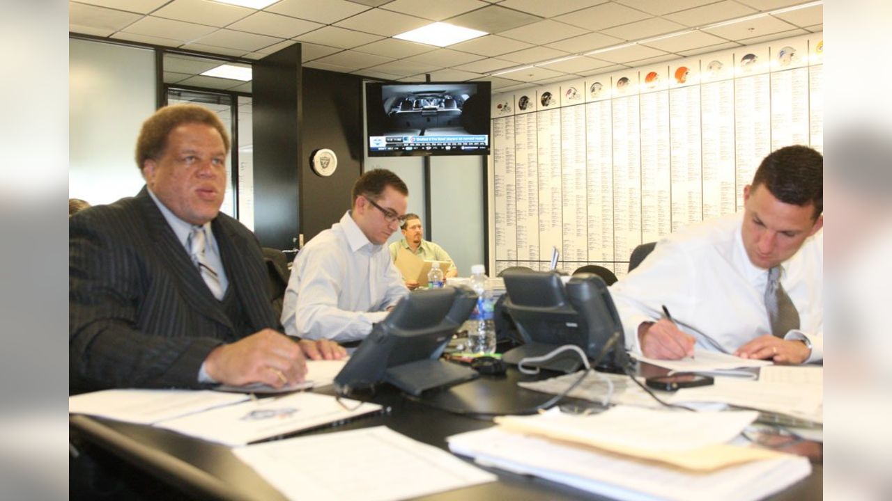 Inside the Raiders Draft Room: GM McKenzie's Top Staff