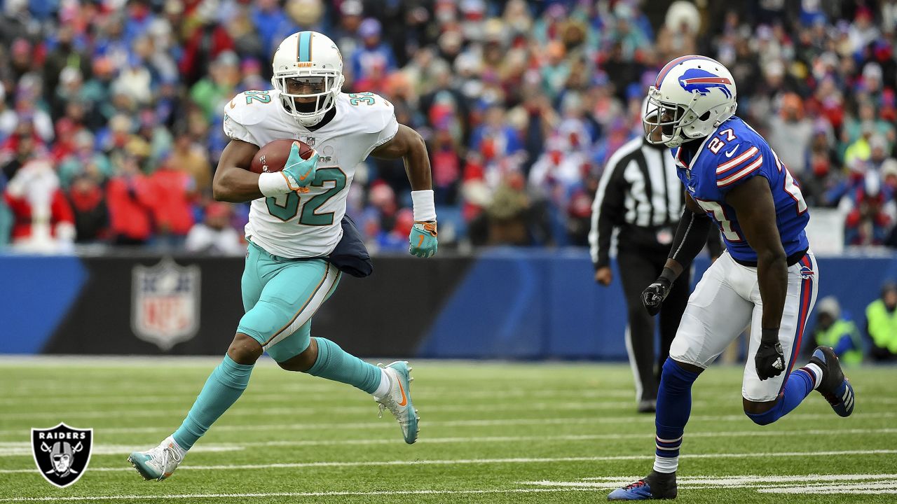 Kenyan Drake free agency signing: Fantasy football fallout of the Raiders  signing the FA RB - DraftKings Network