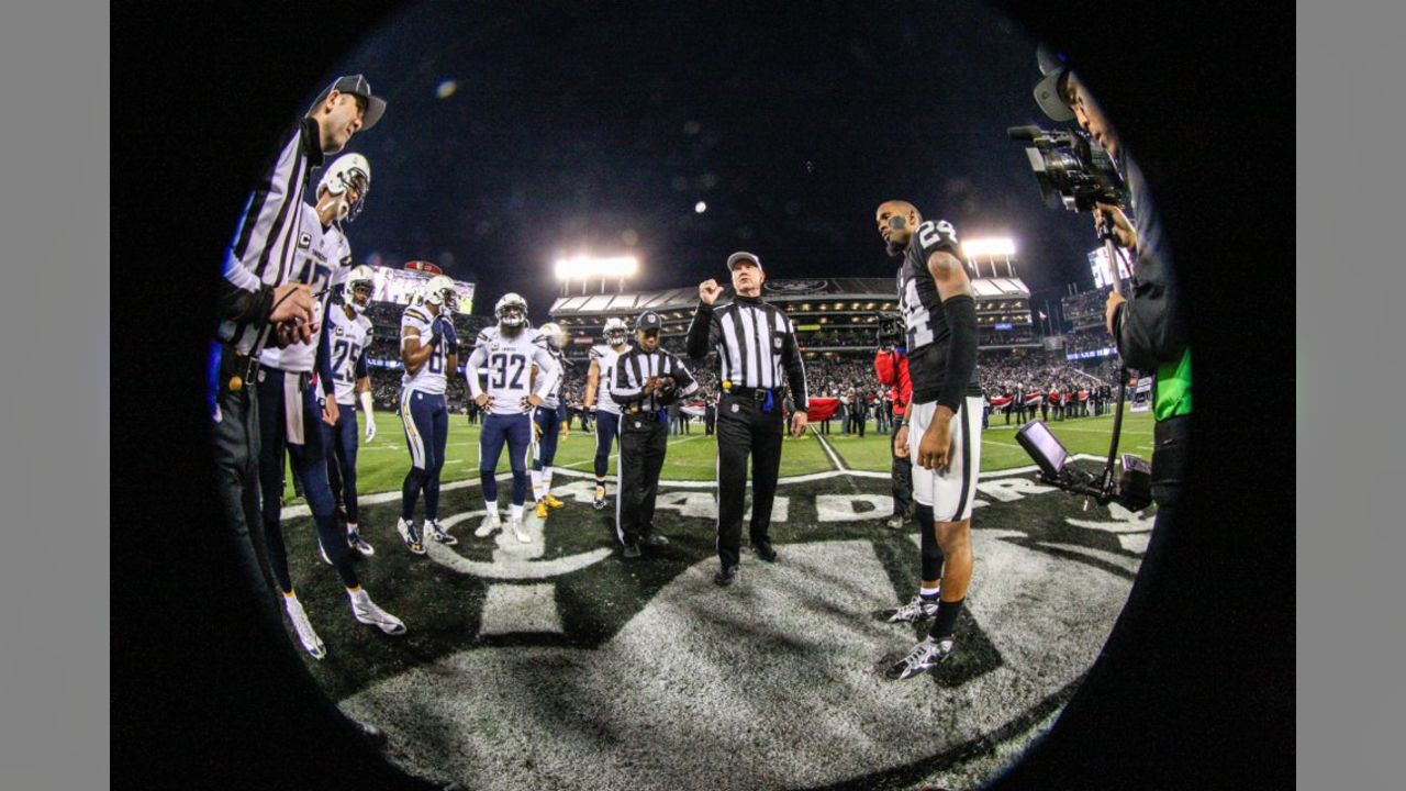 Photos: Charles Woodson's final home game as a Raider