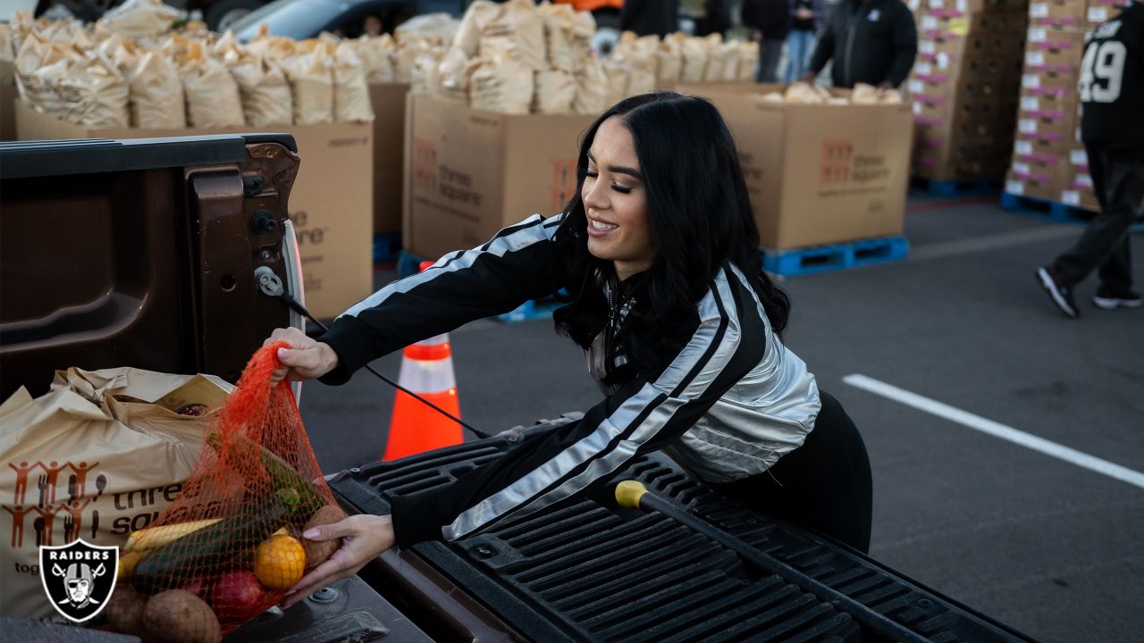 Photos: Raiders go shopping with community members