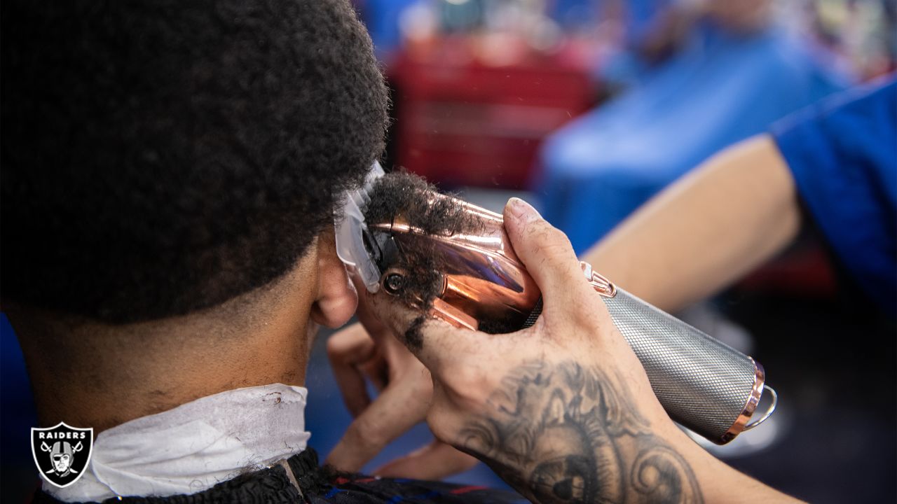 Raiders partner with barbershops to offer Las Vegas kids free back