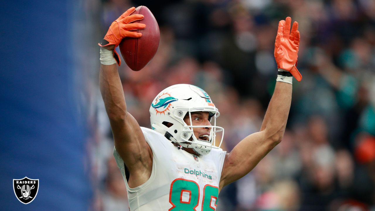 Raiders Signing Ex-Dolphins WR Mack Hollins: Report