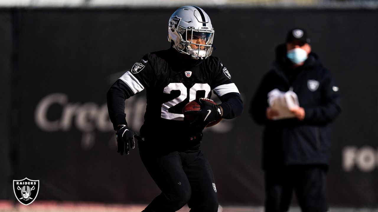 Fantasy Football Roundtable: Jonathan Taylor, Josh Jacobs, Darren Waller &  More (2023)