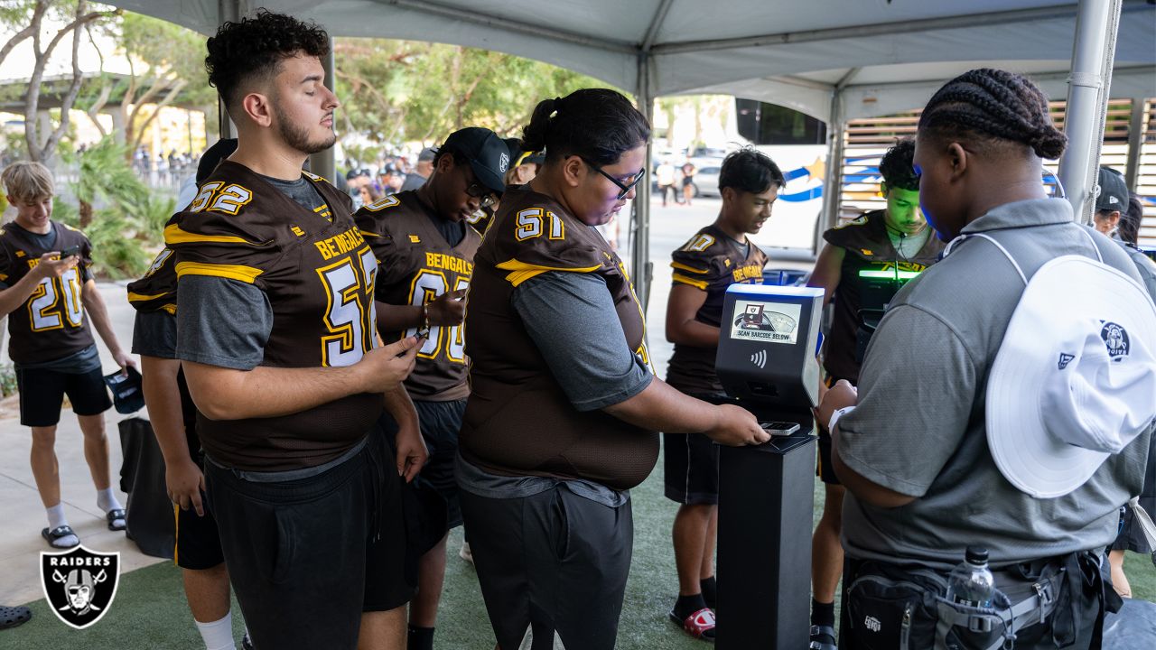 Raiders engage community during Training Camp