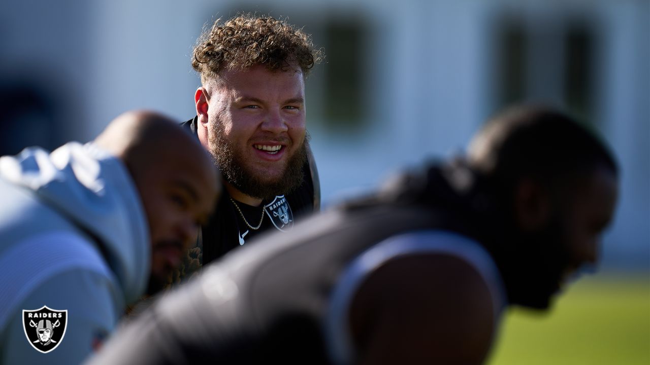 Raiders' 2022 slow start on offensive line shows the 2023 unit can get  going soon - A to Z Sports