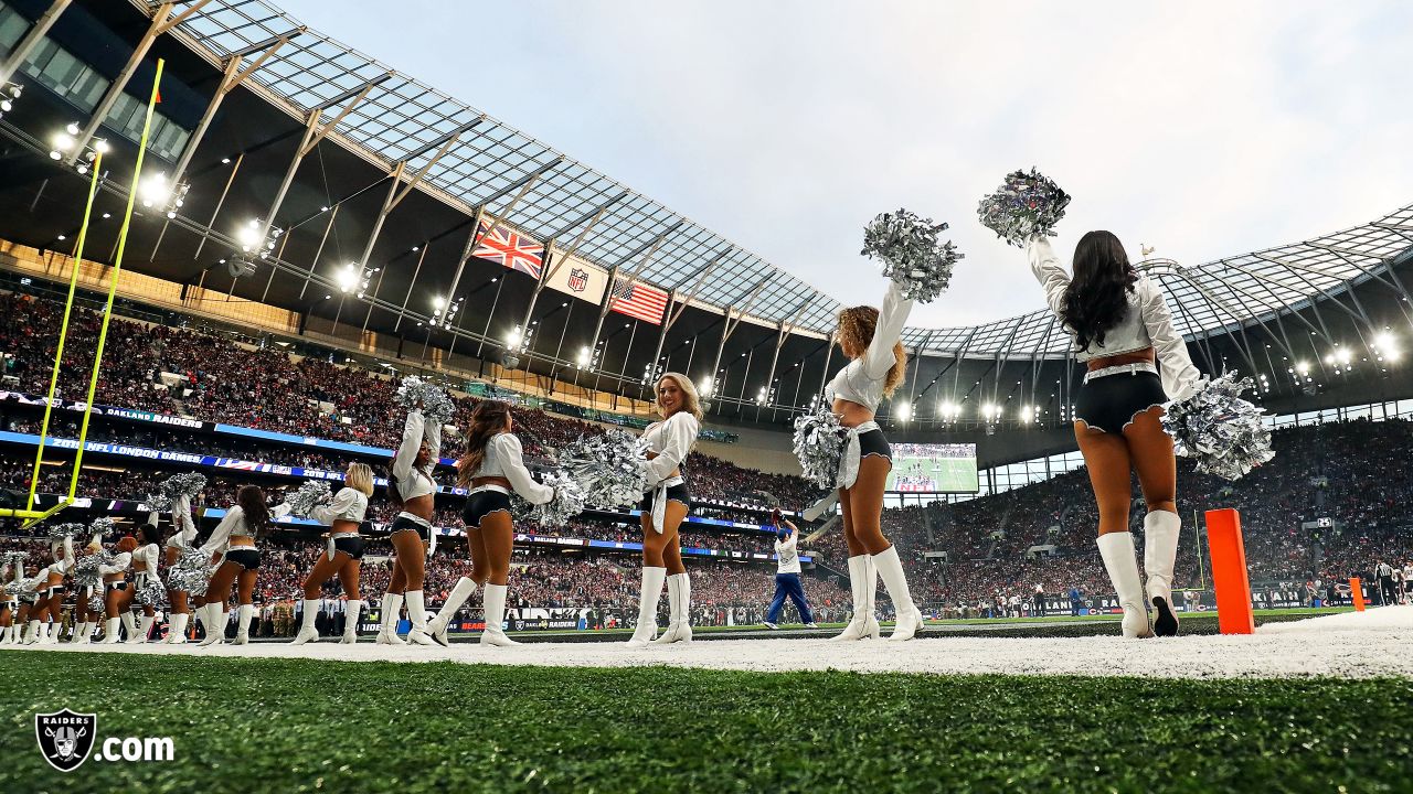 New Tottenham Hotspur Stadium dazzles for its first NFL game as Oakland  Raiders snatch win - Mirror Online