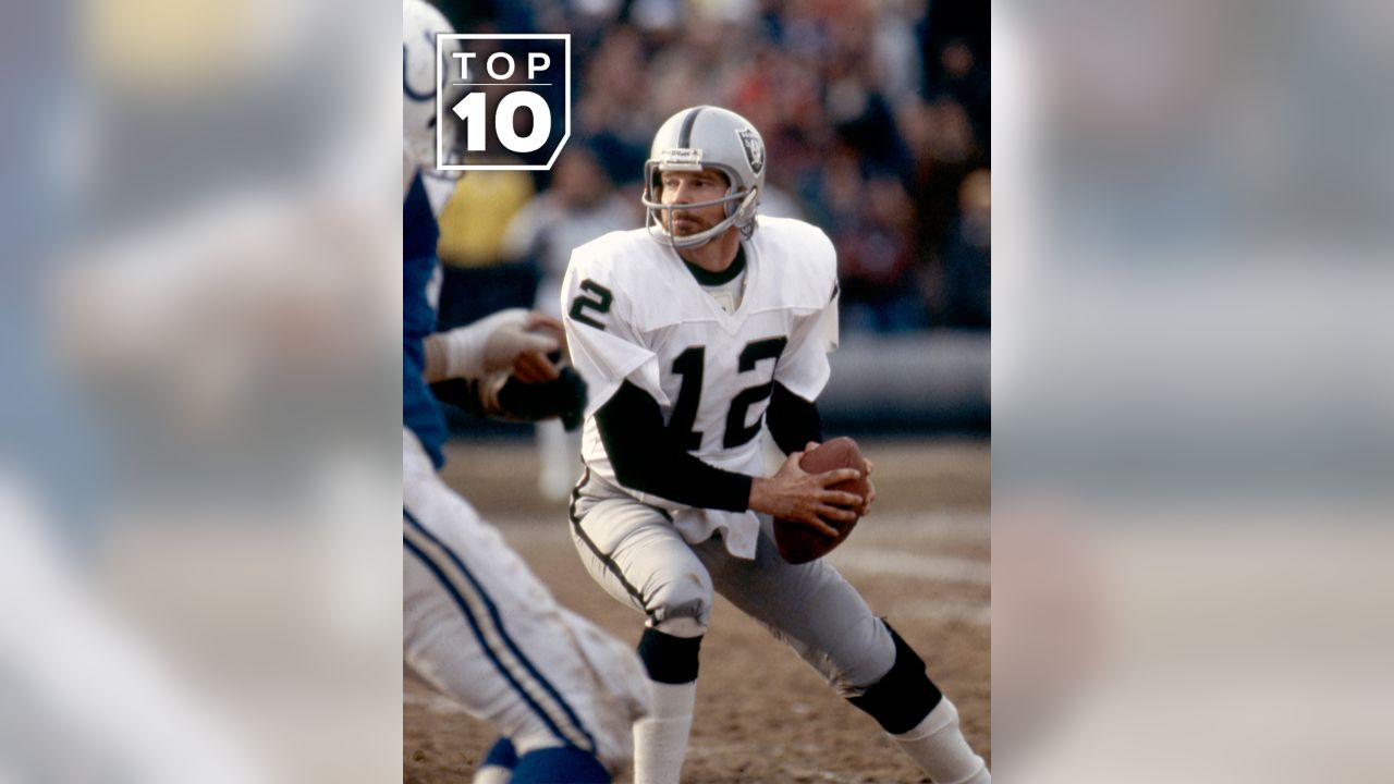 Raiders mourn the passing of Daryle Lamonica