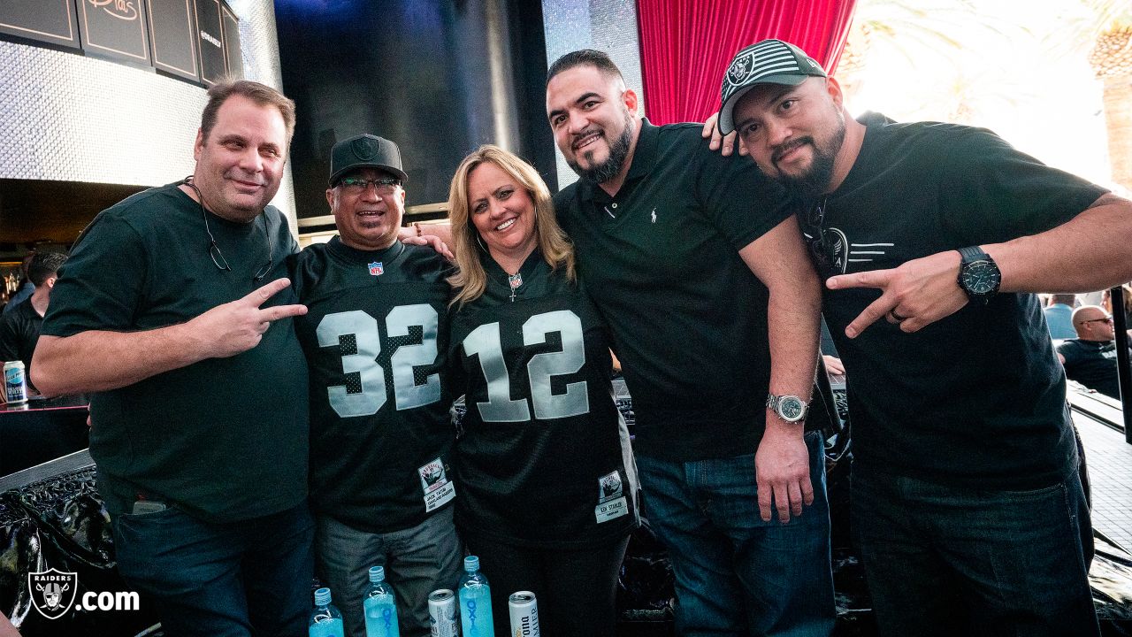 Raiders' Fan of the Year enjoying NFL draft