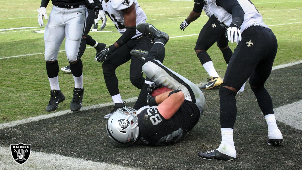 Raiders-Saints: Terrible Las Vegas Week 8 shutout defeat as Derek Carr,  Davante Adams struggle - Silver And Black Pride