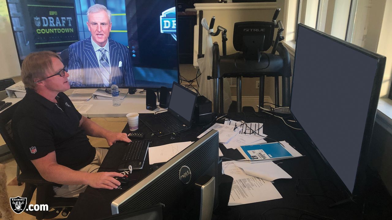 Jaguars Announce DUUUVAL Draft Night IG Live Countdown presented by  Travelcamp