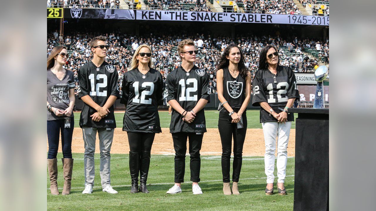 Ken Stabler Honored Before Raiders' Home Opener