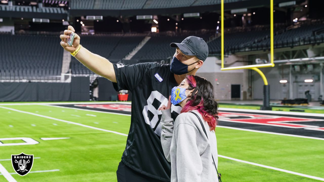 Photos: Raiders, Raiderettes host 'Friendsgiving' at Allegiant Stadium