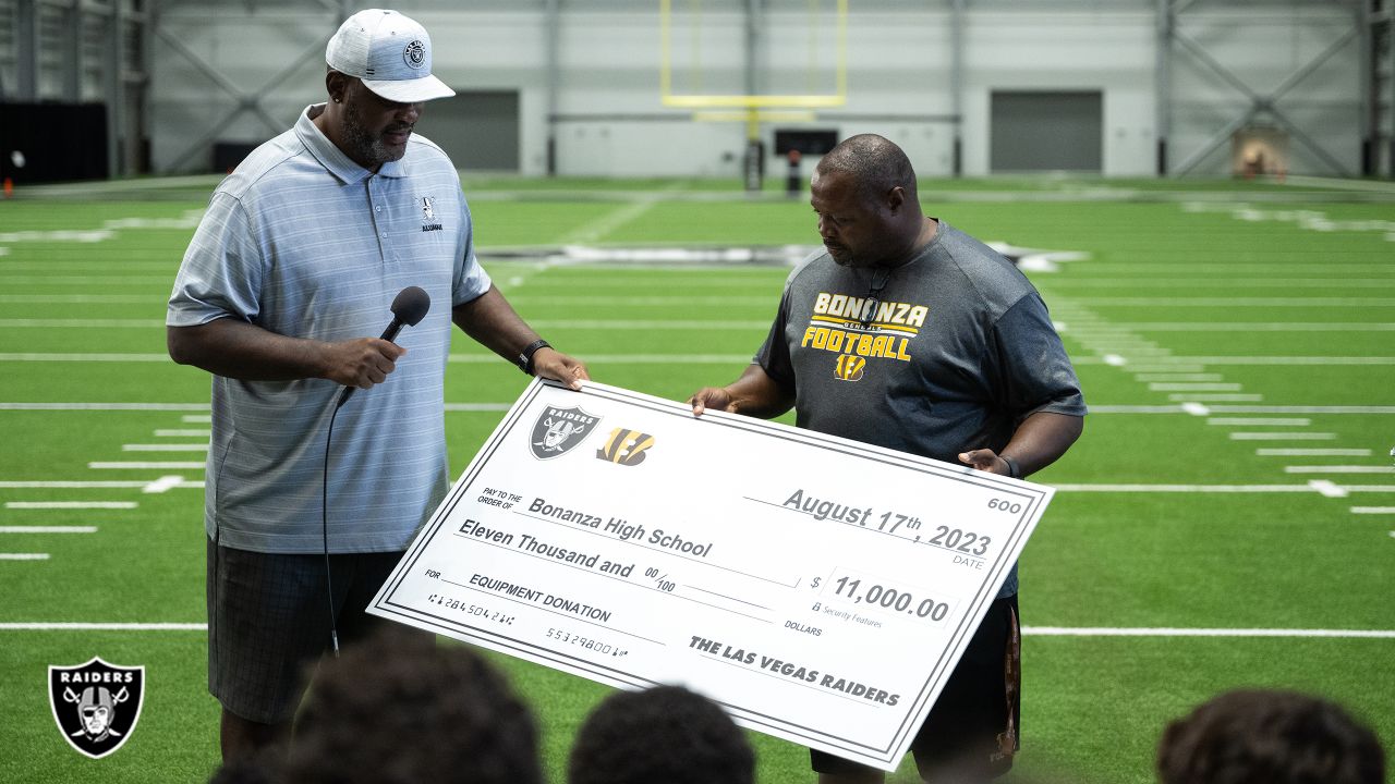 Las Vegas Raiders surprise Bonanza High School football team with