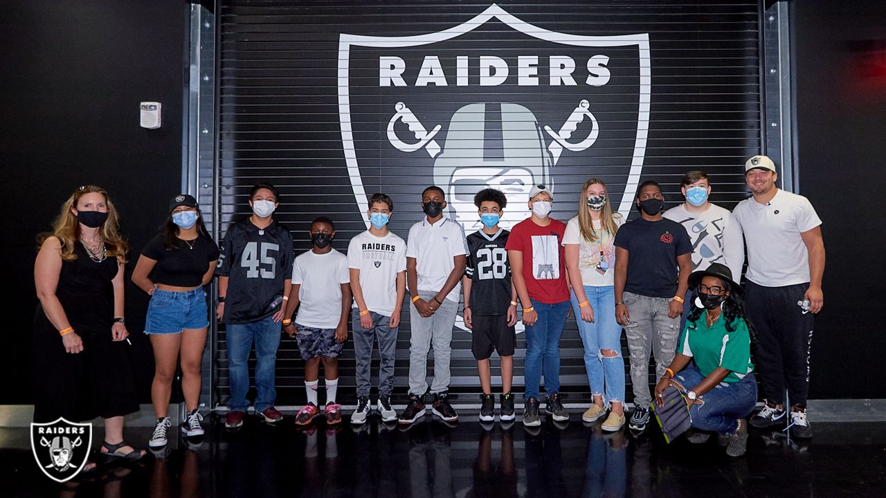 Raiders Fullback Alec Ingold Hosts Junior Achievement Students at Allegiant  Stadium - Nevada Business Magazine