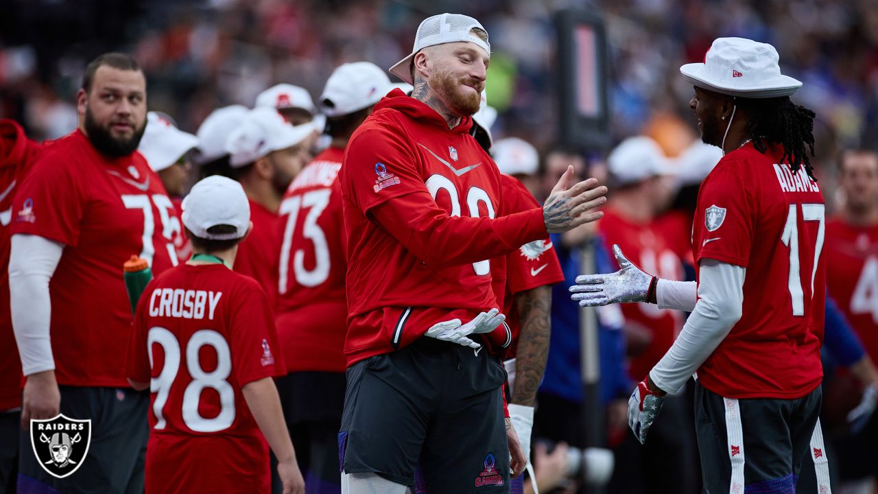 PHOTOS: Best Shots From Thursday's Pro Bowl Practice In Las Vegas