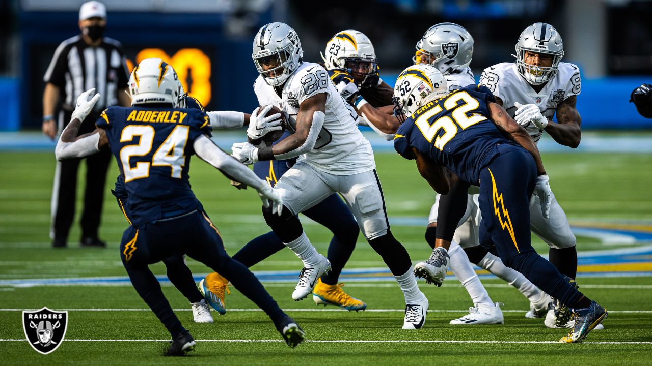 Josh Jacobs, Darren Waller named 2021 Pro Bowlers