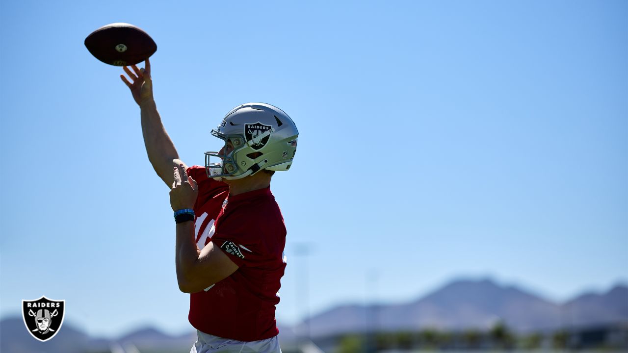 2022 Position Breakdown: Derek Carr leads the way again at quarterback